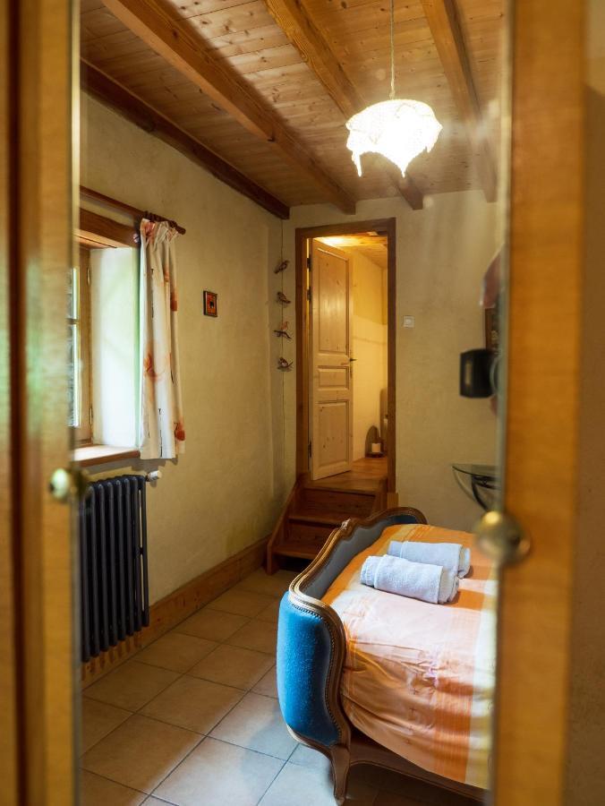 Au Fil Des Saisons Panzió Les Cotes de Corps Kültér fotó
